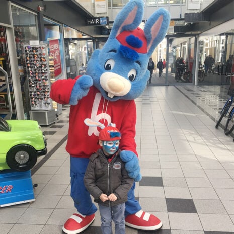 Bobo-inhuren_Winkelcentrumentertainment_Winkelcentrumpromotie Bobo inhuren bij Kidshelden voor meet and greet