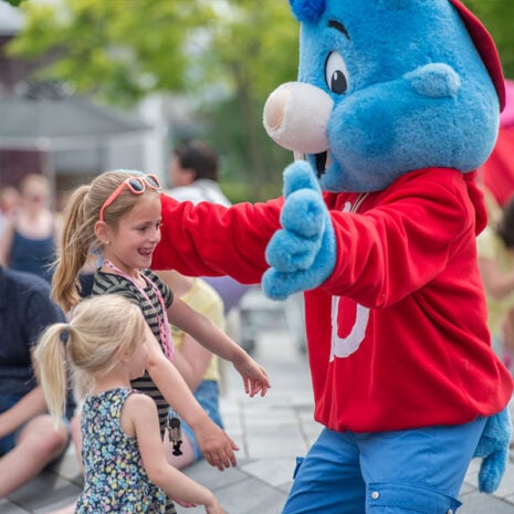 Bobo_meet-en-greet_Winkelcentrumentertainment_Winkelcentrumpromotie Bob inhuren voor kinderanimatie en entertainment