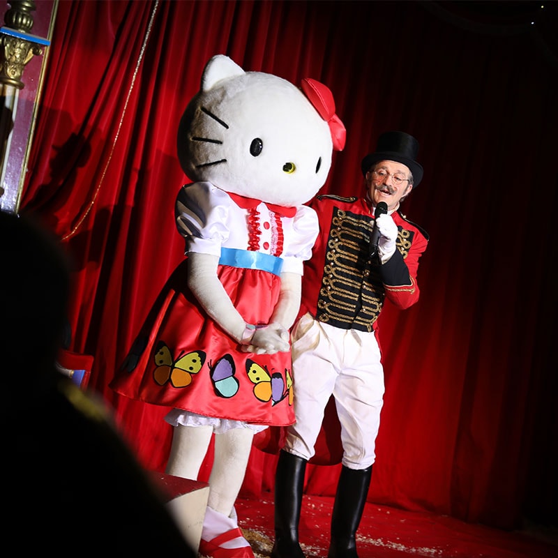 Kidshelden circus, Kidshelden festival inhuren, TV Helden festival, tv karakters inhuren, tv karakters festival, kinderentertainment, entertainment voor kinderen, Winkelcentrumpromotie, promotie winkelcentrum, winkelcentrum entertainment, entertainment voor winkelcentrum, entertainmentbureau,