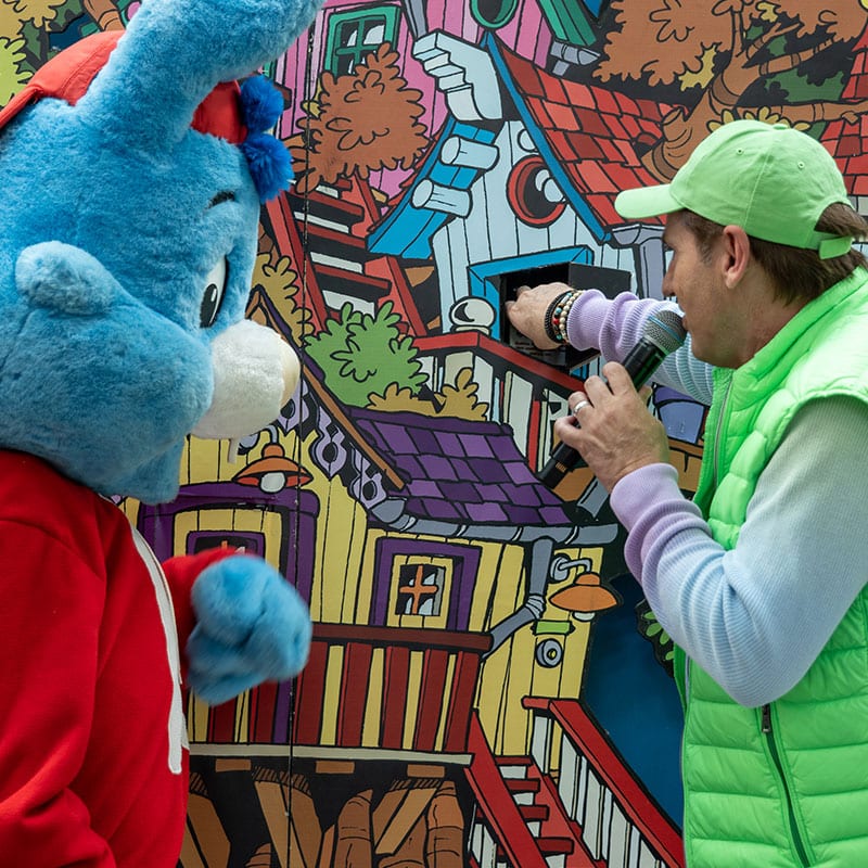 Bobo show , Bobo show inhuren, Bobo show tv karakters inhuren, tv karakters festival, kinderentertainment, entertainment voor kinderen, Winkelcentrumpromotie, promotie winkelcentrum, winkelcentrum entertainment, entertainment voor winkelcentrum, entertainmentbureau, Liedjes show, kinder show, muziek show, Bobo ontmoeten, Bobo, Tjerk en Krabbel, Bobo's Speelboomavontuur