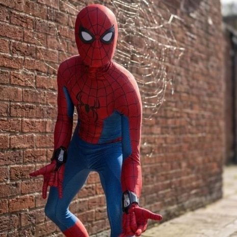 Spiderman Spiderman mascotte inhuren voor spectaculaire kindershows en kinderentertainment op locatie